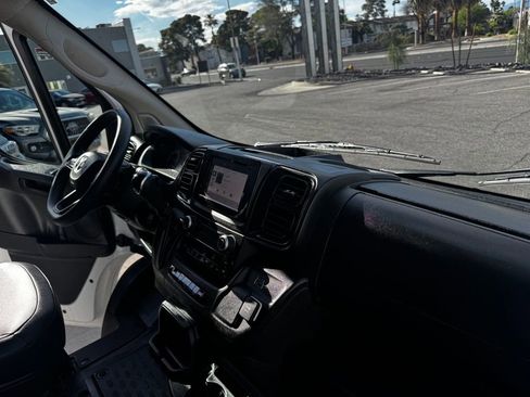 Used 2024 RAM ProMaster 2500 w/ Convenience Group FWD image 36