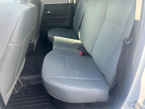 Used 2015 RAM 1500 Classic SLT RWD image 12