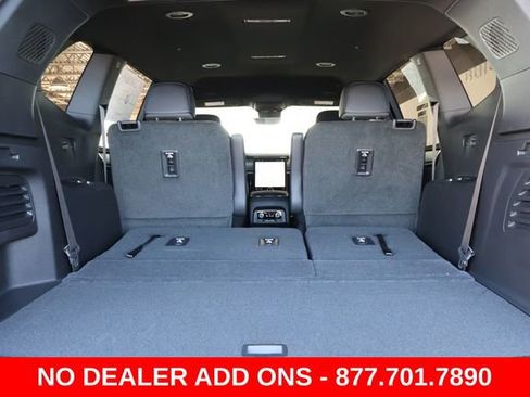 New 2026 GMC Acadia AT4 w/ Luxury Package image 22