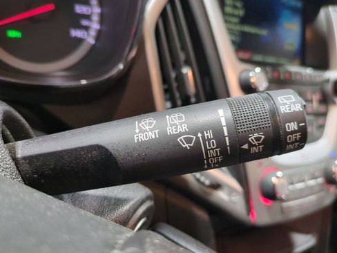 Used 2017 GMC Terrain SLE w/ Convenience Package image 30