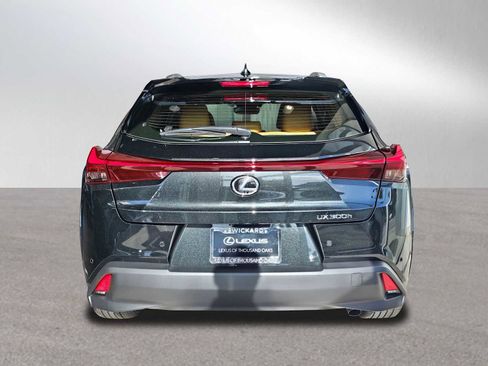New 2026 Lexus UX 300h FWD image 4