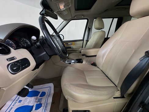 Used 2016 Land Rover LR4 HSE AWD/4WD image 24