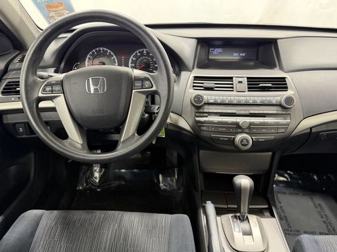 Used 2012 Honda Accord LX image 21