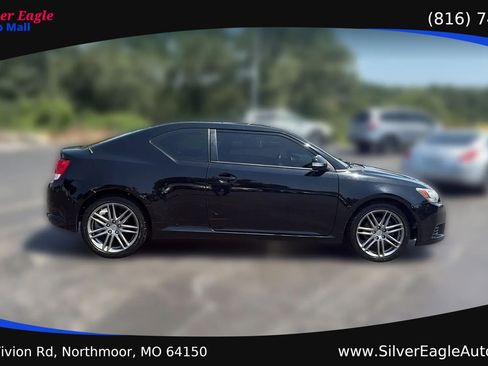 Used 2013 Scion tC FWD image 6