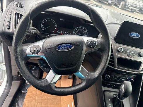 Used 2022 Ford Transit Connect XLT FWD image 13
