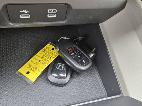 Certified 2024 Honda Accord EX image 18