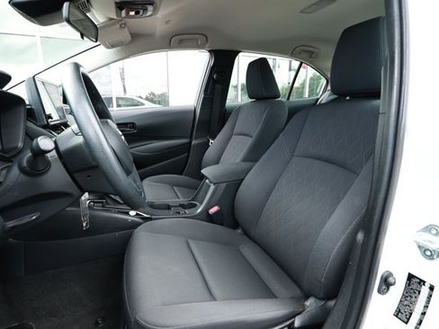 Used 2024 Toyota Corolla LE FWD image 21