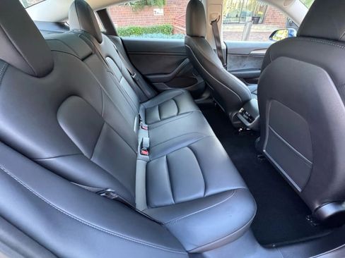 Used 2022 Tesla Model 3 Performance image 26