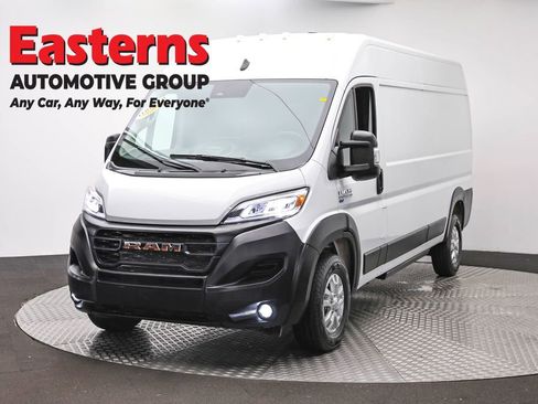 Used 2025 RAM ProMaster 3500 w/ Convenience Group FWD image 1