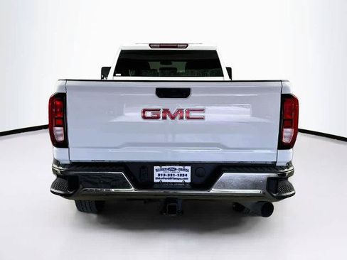 Used 2024 GMC Sierra 2500 Pro AWD/4WD image 5