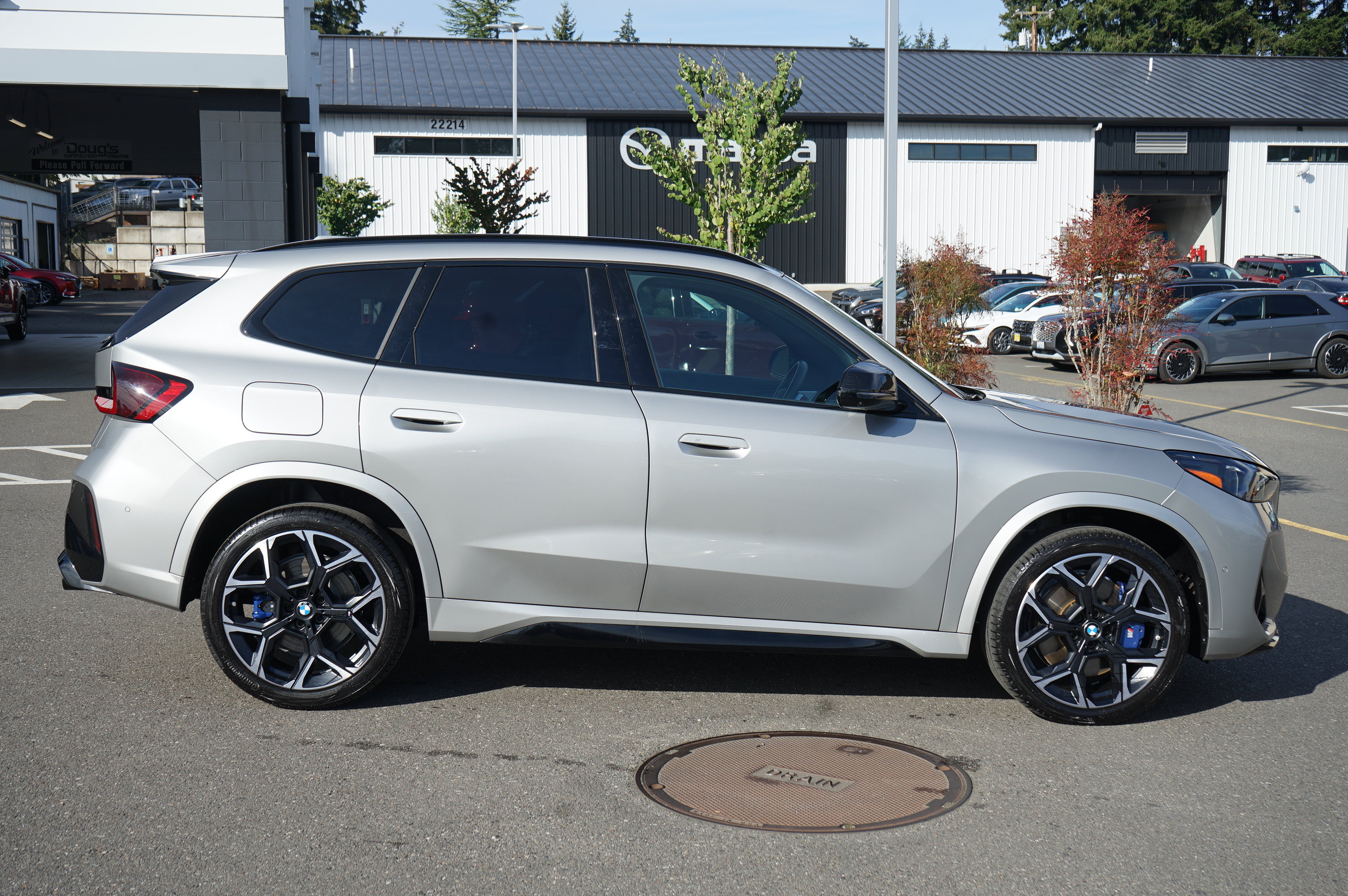 Used 2025 BMW X1 M35i w/ Premium Package AWD/4WD image 2