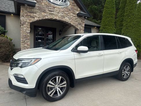 Used 2016 Honda Pilot EX-L image 2