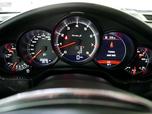 Used 2012 Porsche Panamera Turbo S image 64