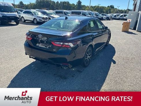 Used 2024 Toyota Camry SE FWD image 2