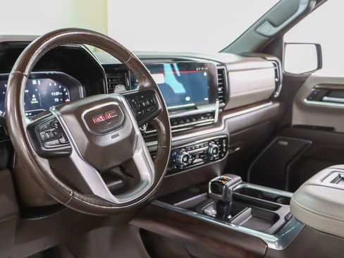 Used 2022 GMC Sierra 1500 SLT w/ SLT Premium Package AWD/4WD image 25