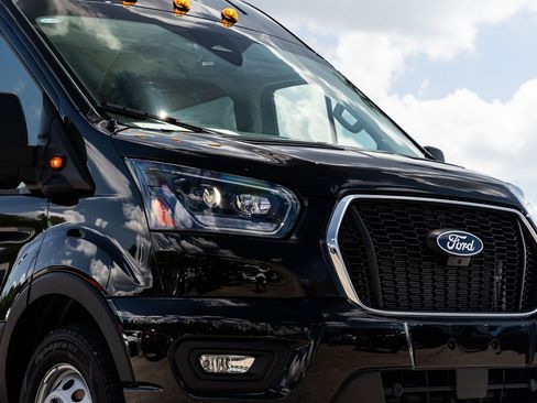 New 2026 Ford Transit 350 XLT RWD image 9