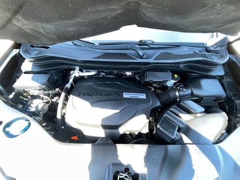Used 2017 Honda Pilot Touring image 21