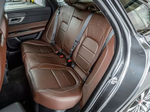 Used 2018 Jaguar XF S image 41