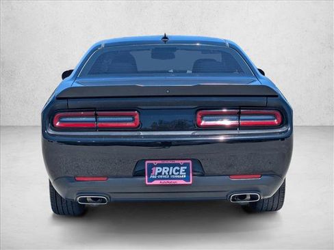 Used 2019 Dodge Challenger SXT w/ Blacktop Package RWD image 7