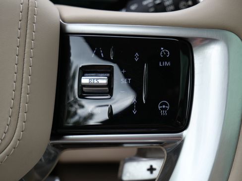 Certified 2023 Land Rover Range Rover SE AWD/4WD image 25