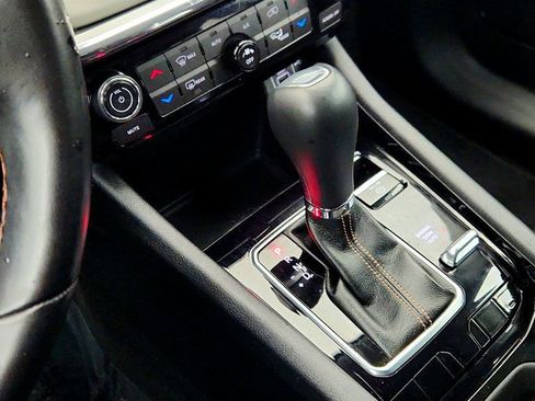 Used 2022 Jeep Compass Limited image 16