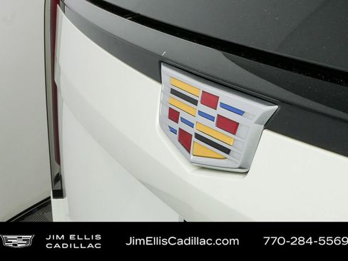 Certified 2024 Cadillac Escalade Sport w/ Touring Package image 39