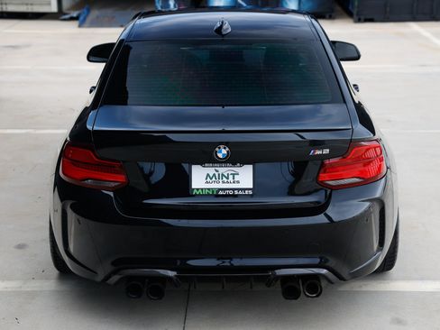 Used 2018 BMW M2 RWD image 13