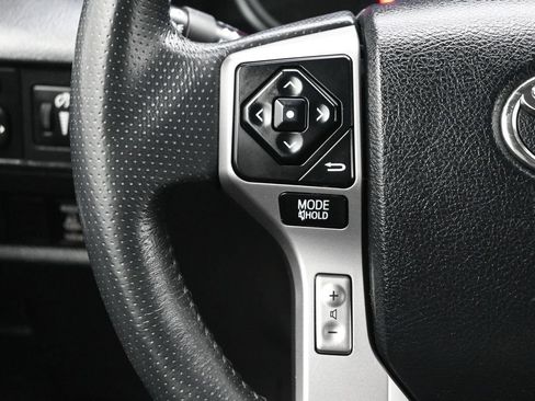 Used 2015 Toyota 4Runner SR5 Premium AWD/4WD image 33