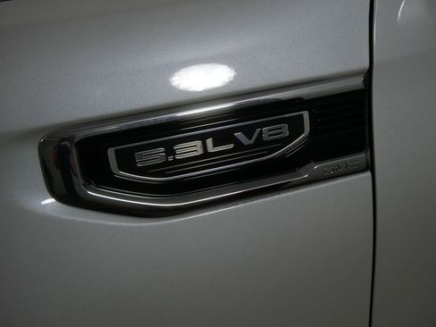 Used 2024 GMC Sierra 1500 Denali AWD/4WD image 11