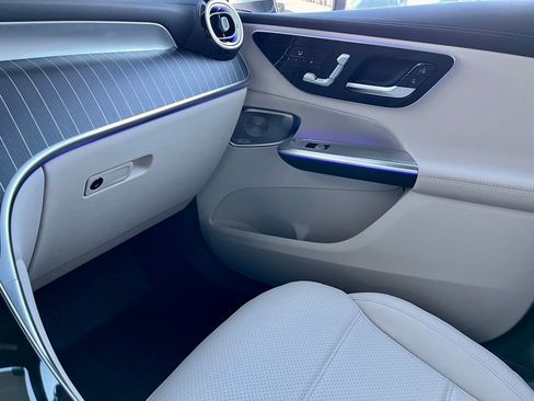 Certified 2025 Mercedes-Benz GLC 350e GLC 350e image 48