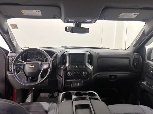 Used 2020 Chevrolet Silverado 1500 Custom w/ Custom Convenience Package AWD/4WD image 2