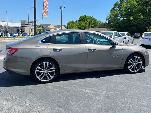 Used 2020 Chevrolet Malibu LT FWD image 9