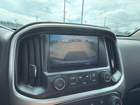 Used 2018 Chevrolet Colorado LT w/ LT Convenience Package AWD/4WD image 30