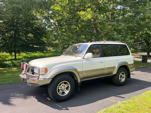 Used 1997 Lexus LX 450 4WD image 2