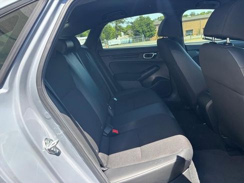 Used 2024 Honda Civic Sport image 11