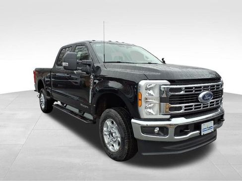 Certified 2026 Ford F350 XLT AWD/4WD image 11