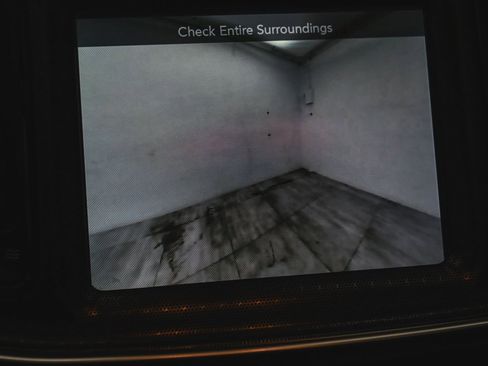 Used 2016 Dodge Challenger R/T Scat Pack w/ Leather Interior Group image 16