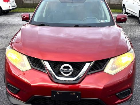 Used 2015 Nissan Rogue SV w/ SV Premium Package AWD/4WD image 2