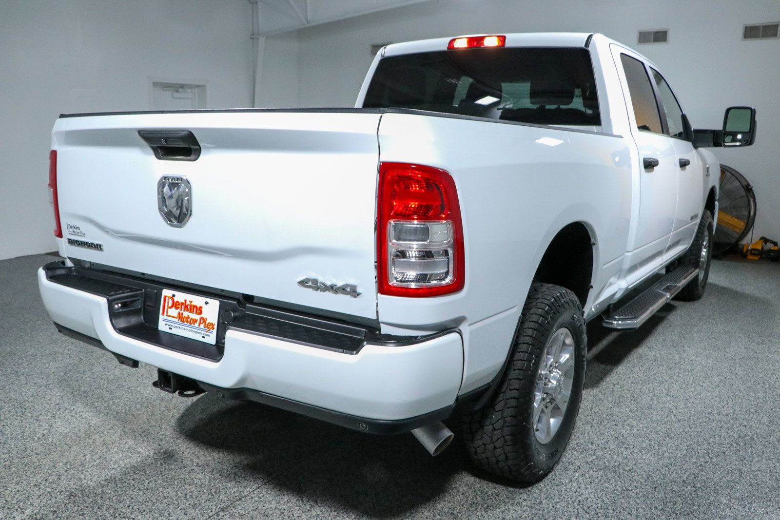 Used 2024 RAM 2500 Big Horn w/ Off Road Package AWD/4WD image 7