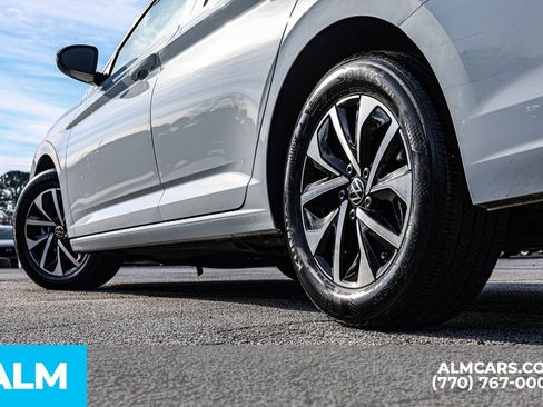 Used 2024 Volkswagen Jetta S image 17