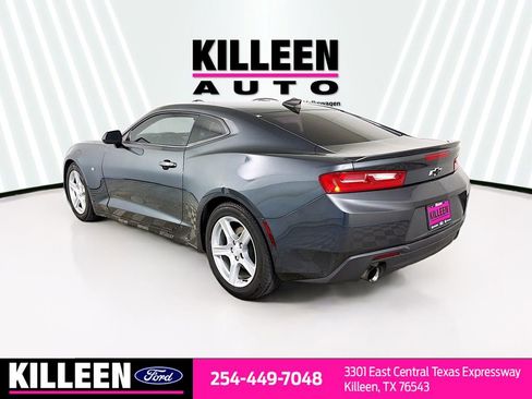 Used 2016 Chevrolet Camaro LT image 6