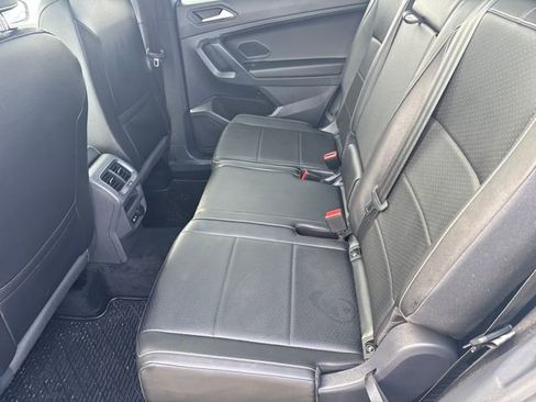 Certified 2021 Volkswagen Tiguan SE R-Line w/ 3rd Row Seat Package image 30