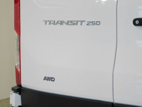 Used 2024 Ford Transit 250 Low Roof AWD w/ Exterior Upgrade Package image 80