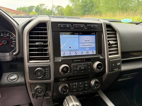 Used 2018 Ford F150 Raptor w/ Equipment Group 802A Luxury AWD/4WD image 16