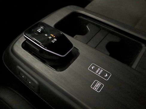 Certified 2023 Nissan Ariya AWD image 33