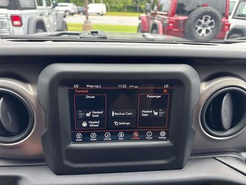 Used 2021 Jeep Wrangler Sport AWD/4WD image 17