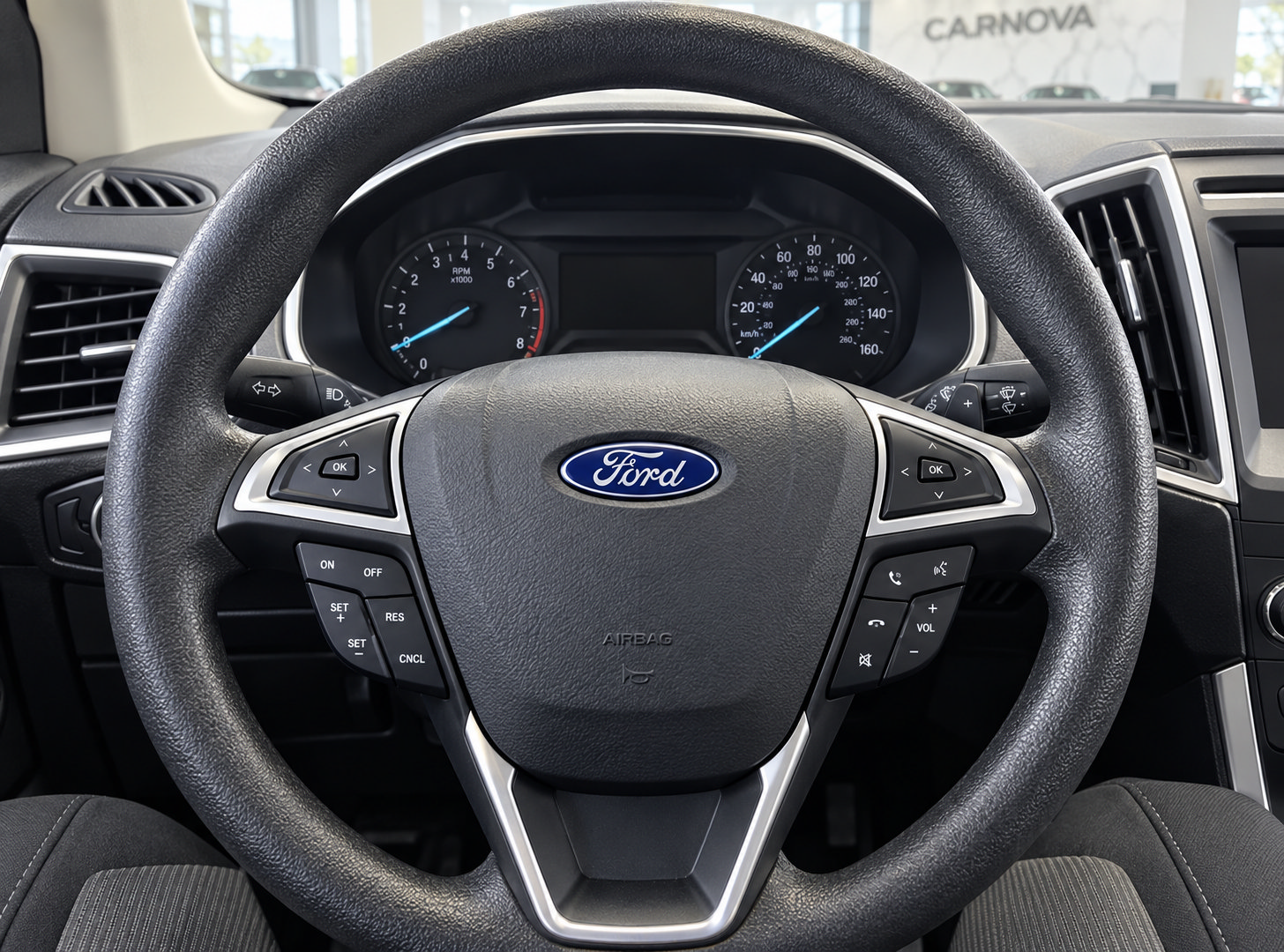 Used 2018 Ford Edge SEL FWD image 9