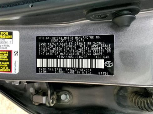 Used 2020 Toyota Camry SE image 34