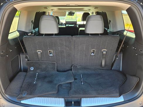 Used 2025 Hyundai Santa Fe Limited FWD image 11