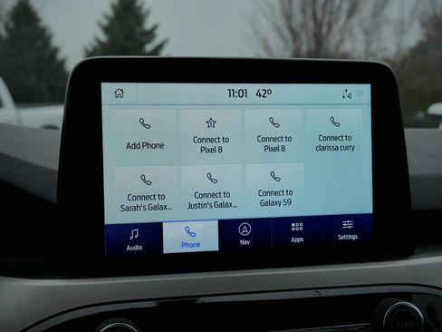 Used 2020 Ford Escape SE Sport image 29